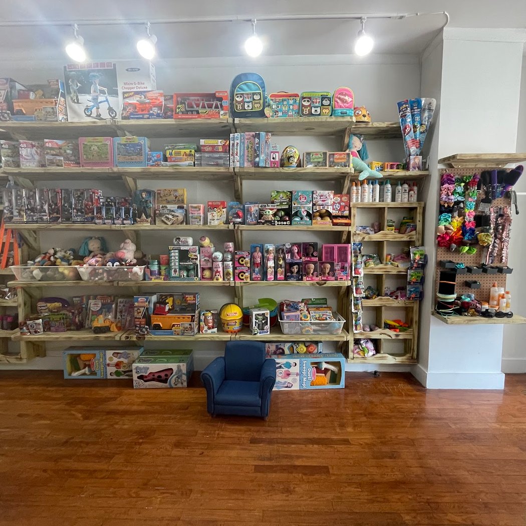 Pinkyz Place - Children's Hair Salon & Boutique 2