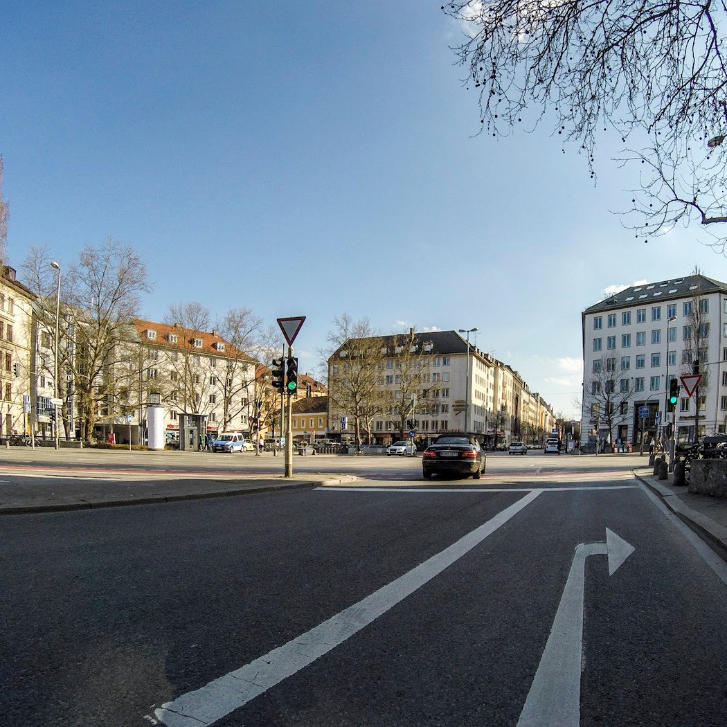 Goetheplatz 2