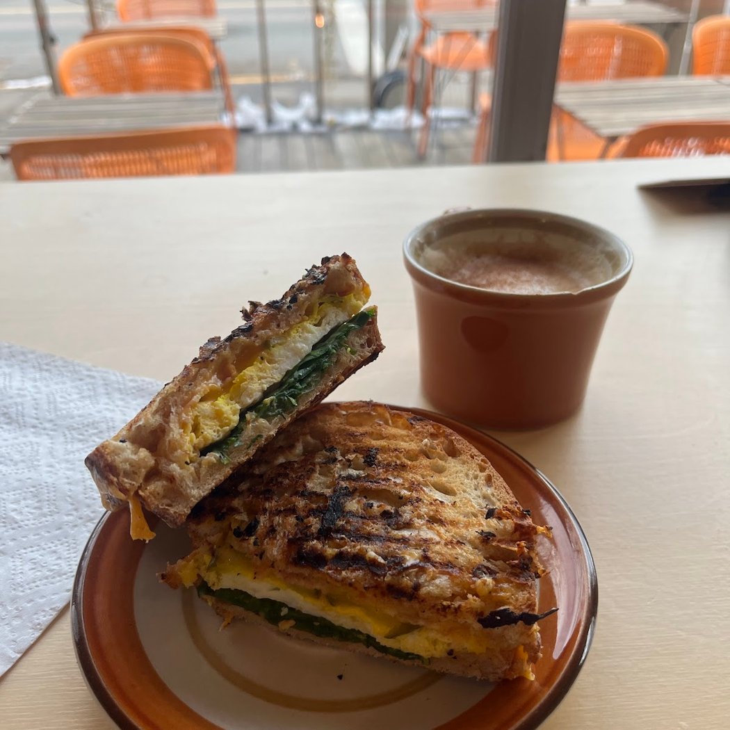 Café Après Soleil 3
