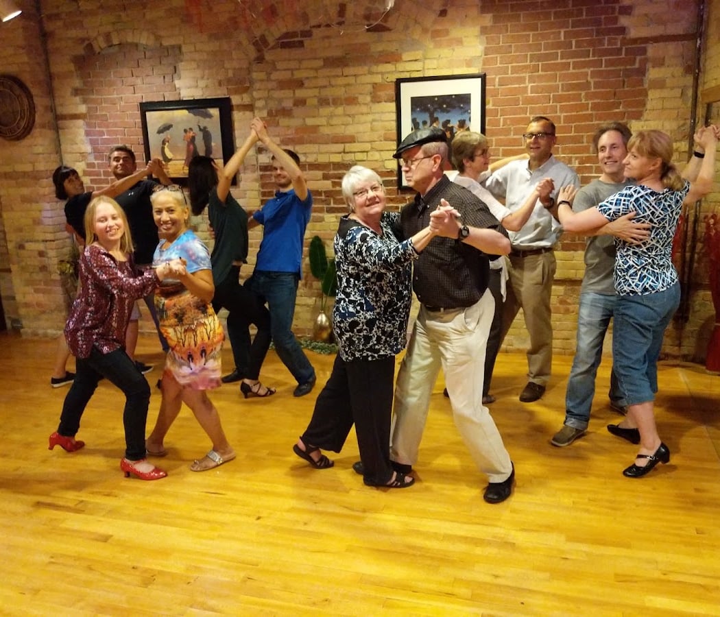 Beginners Group Class: Waltz 3