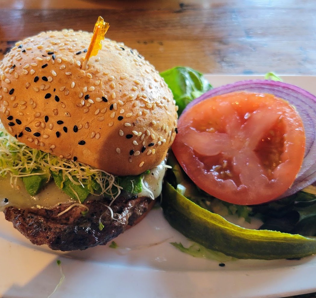 Mona's Burgers & Shakes 3