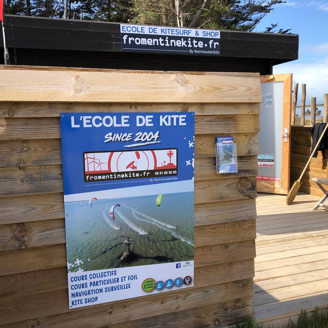 Fromentine Kite School Kitesurfing And Wing Foil 2