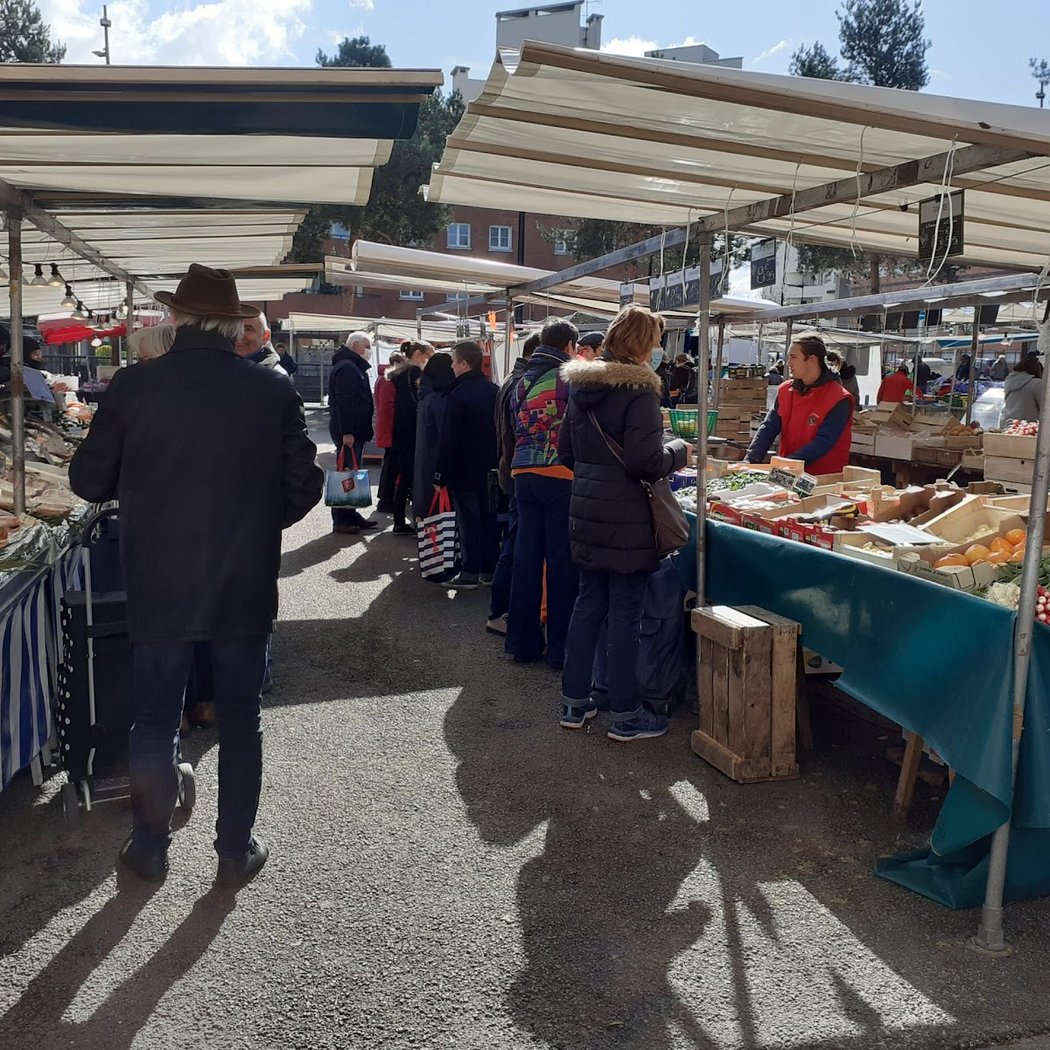 Marché de Saint-Quentin-en-Yvelines 4