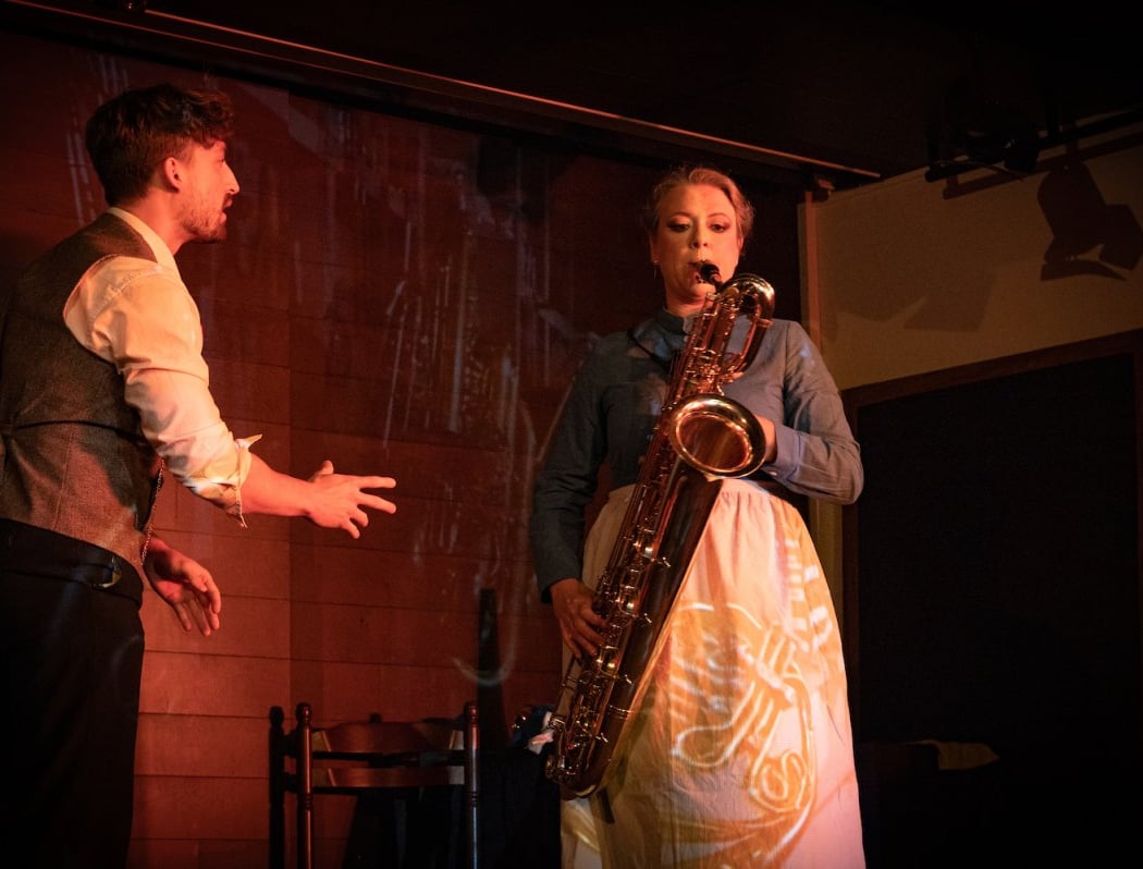 SAX AU FEMININ 3