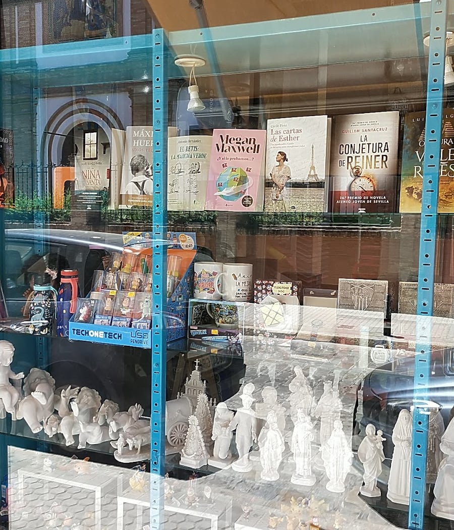 Libreria Triana 1