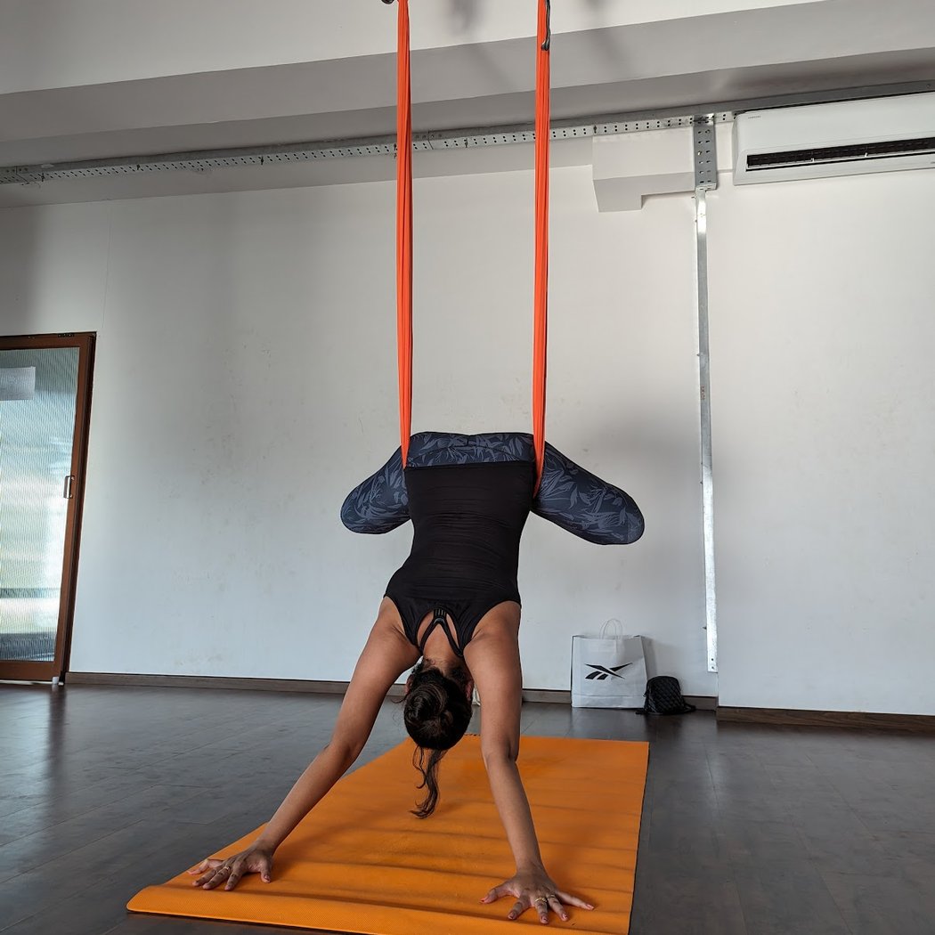 Aerial Yoga Experience for Beginners 1