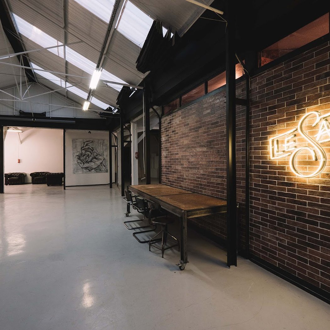 LE SALON STUDIO 2