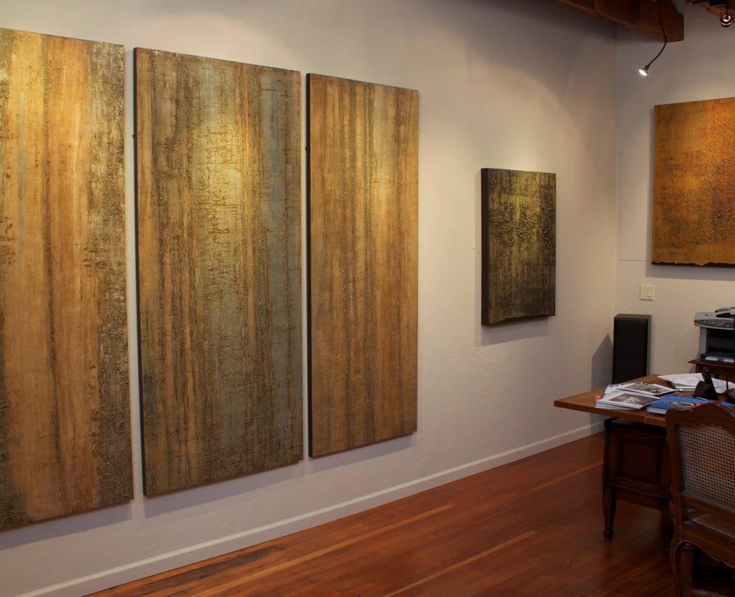 Volakis Gallery 3