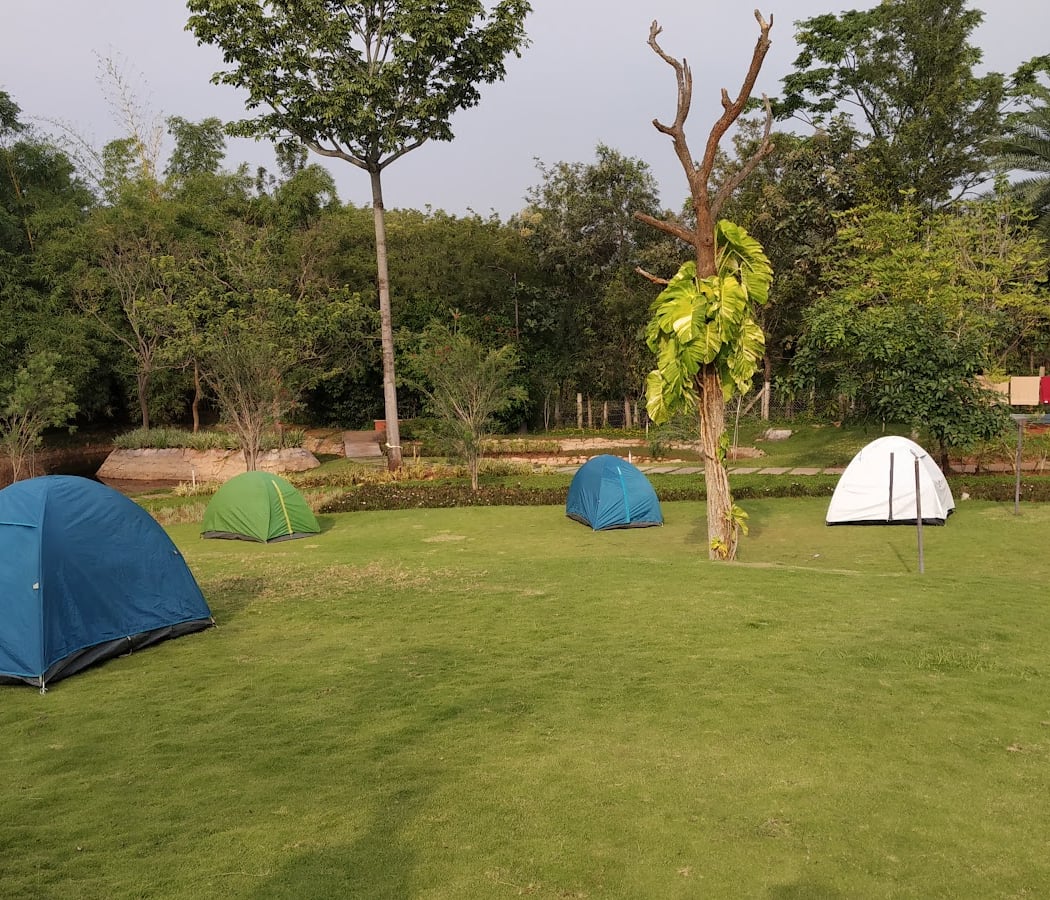 SLRS CAMPING TENTS 1