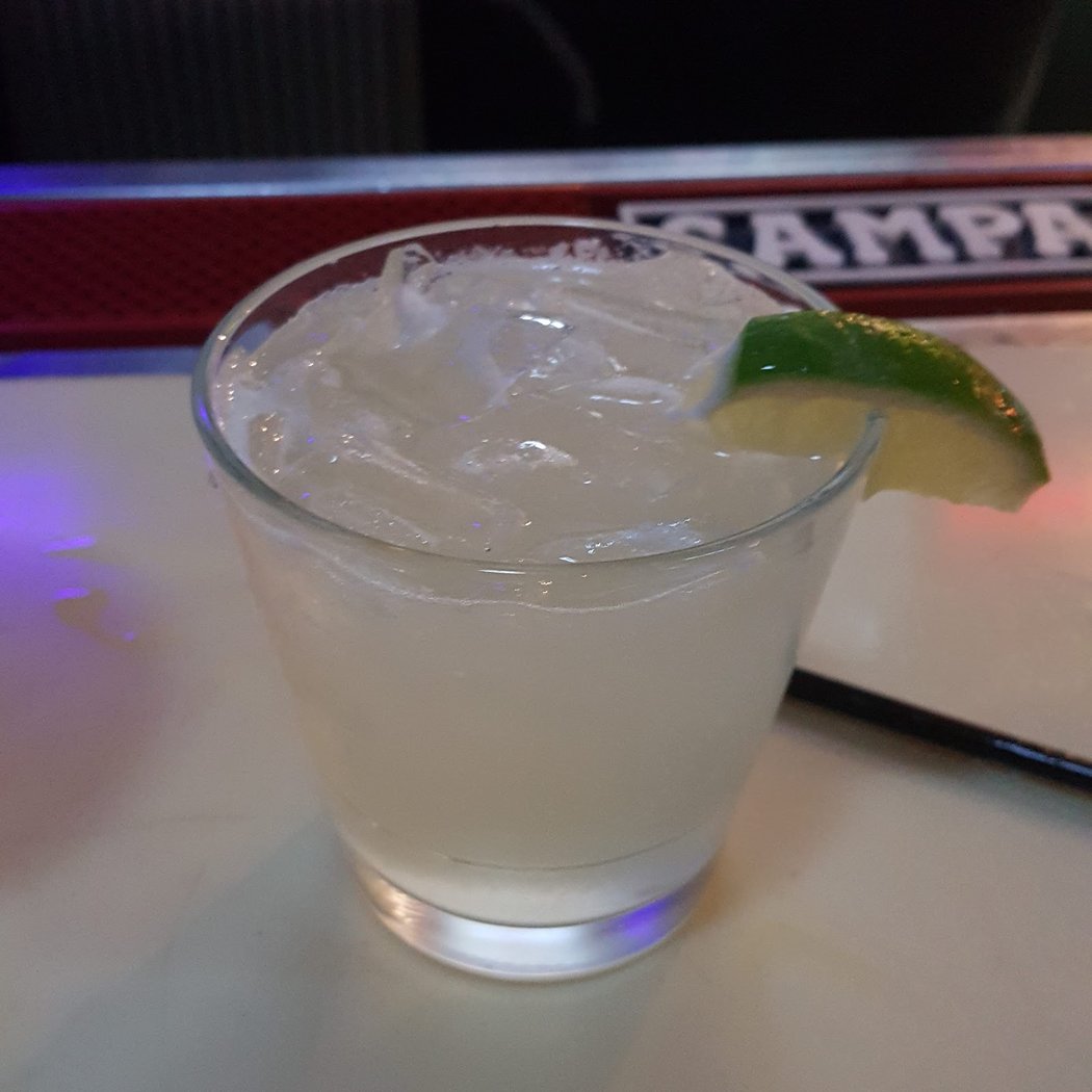 3910 Lounge 1