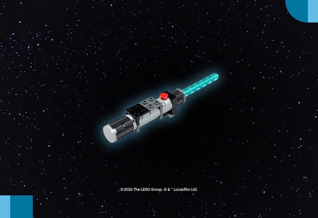 Build a LEGO® Star WarsTM Lightsaber 1