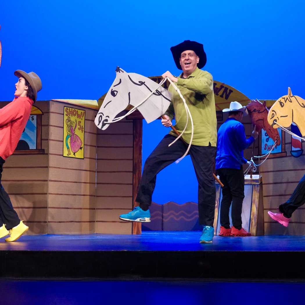 The Paper Bag Players: Hey There, Howdy, Everybody! 1
