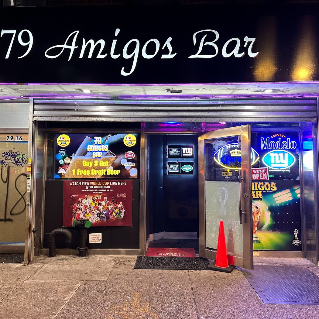 79 Amigo bar 3
