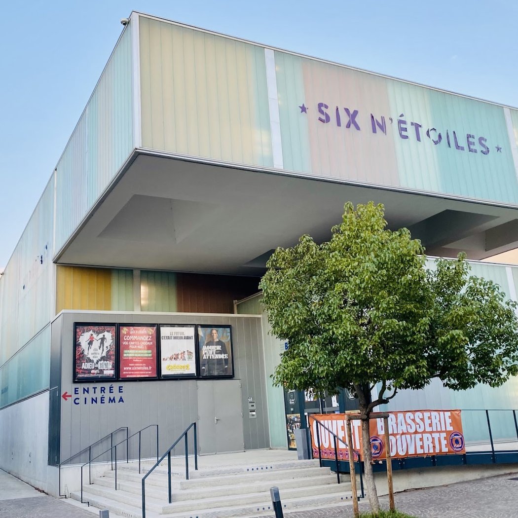Le Six n'étoiles 3
