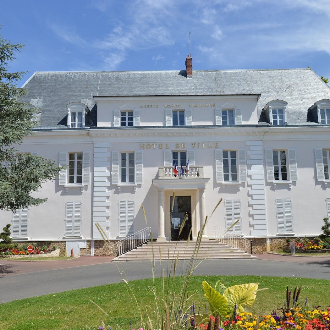 Mairie de Pontault Combault 1