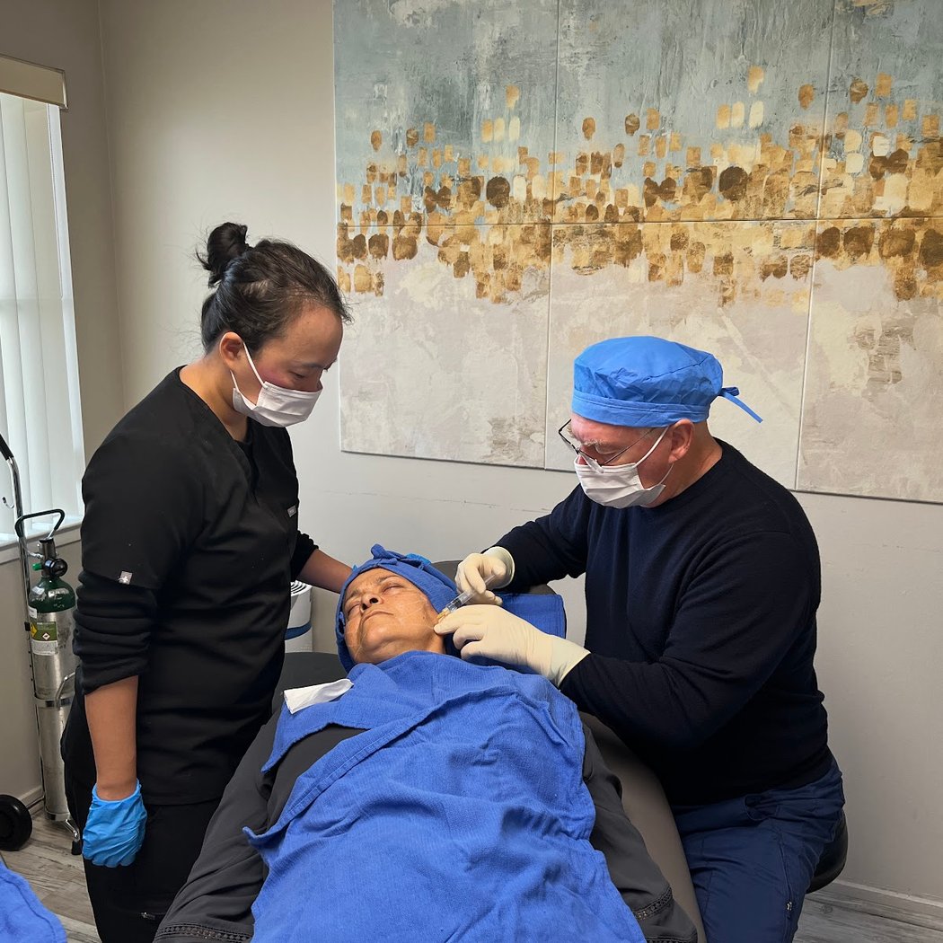 RejuveenMD Liposculpture 1
