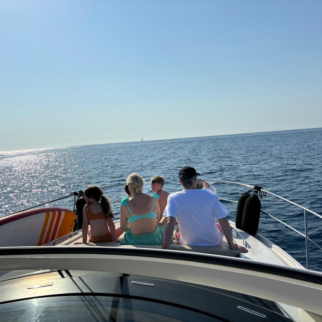 Glisse Evasion Boat Rental, Villefranche sur Mer, France 3