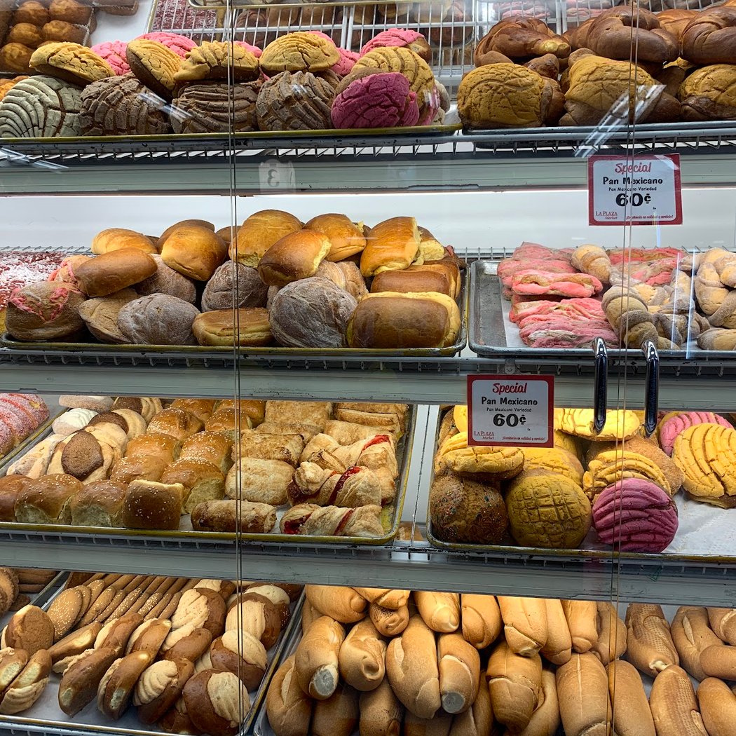 La Plaza Market 1