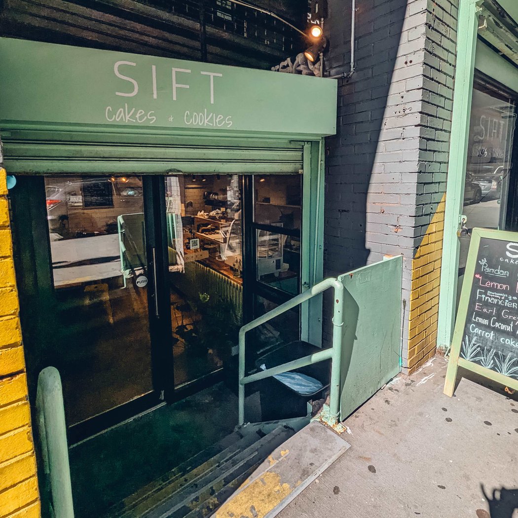 Sift Cakes and Cookies 4