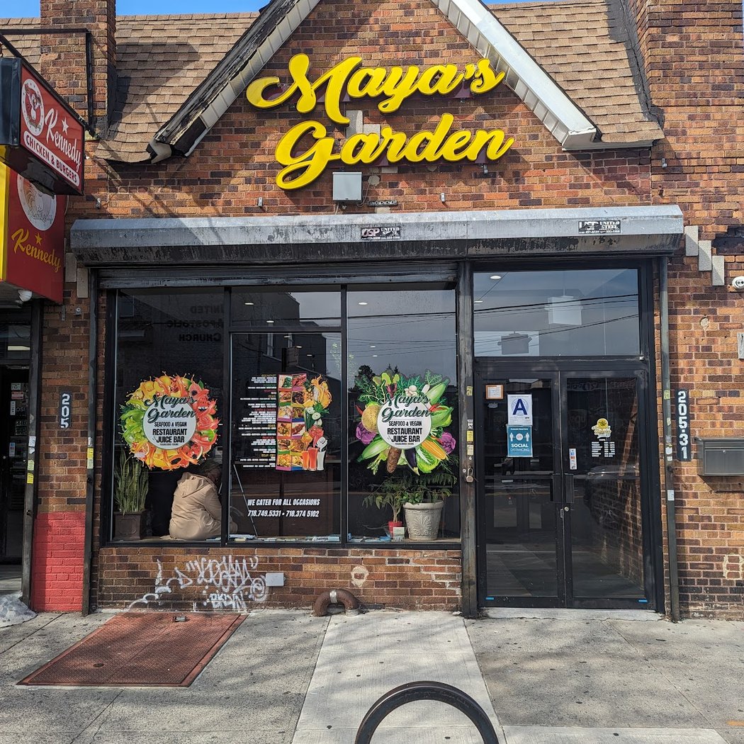 Maya's Garden & Juice Bar 2