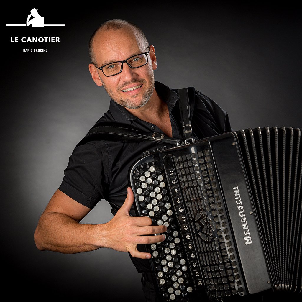 Orchestre Thony COUE – Le Canotier 1