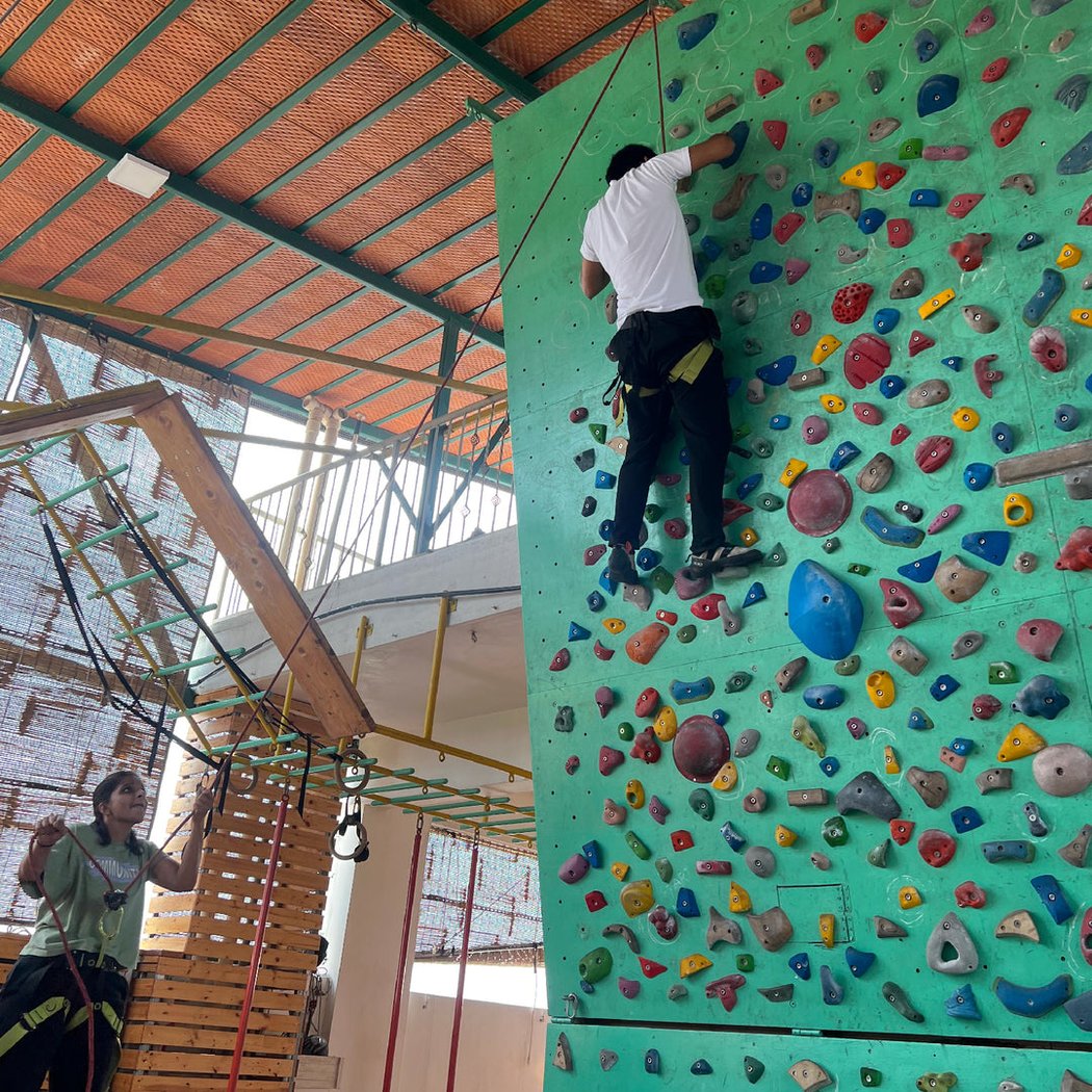 Summit Seekers - A Rock Climbing Experience 2