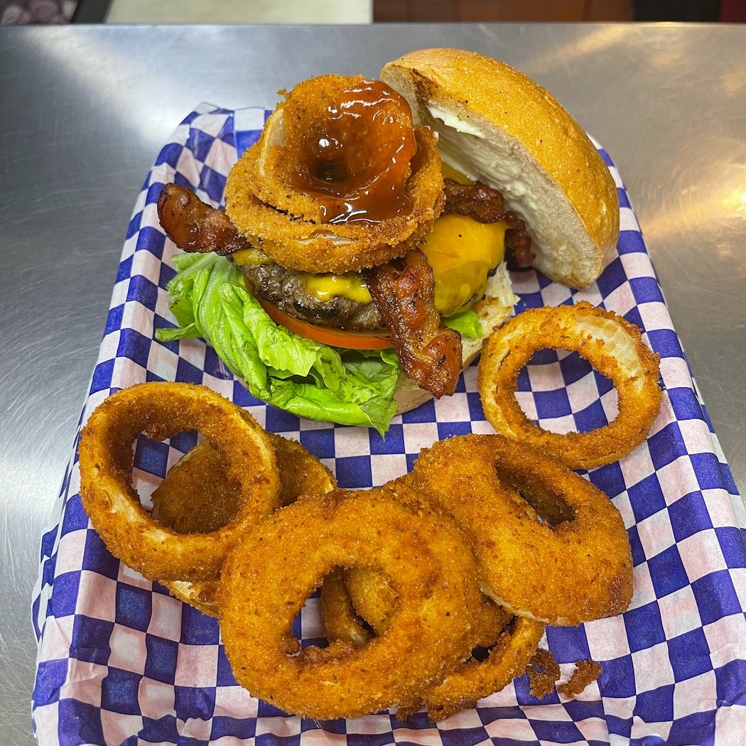 Phyllis Giant Burgers 3
