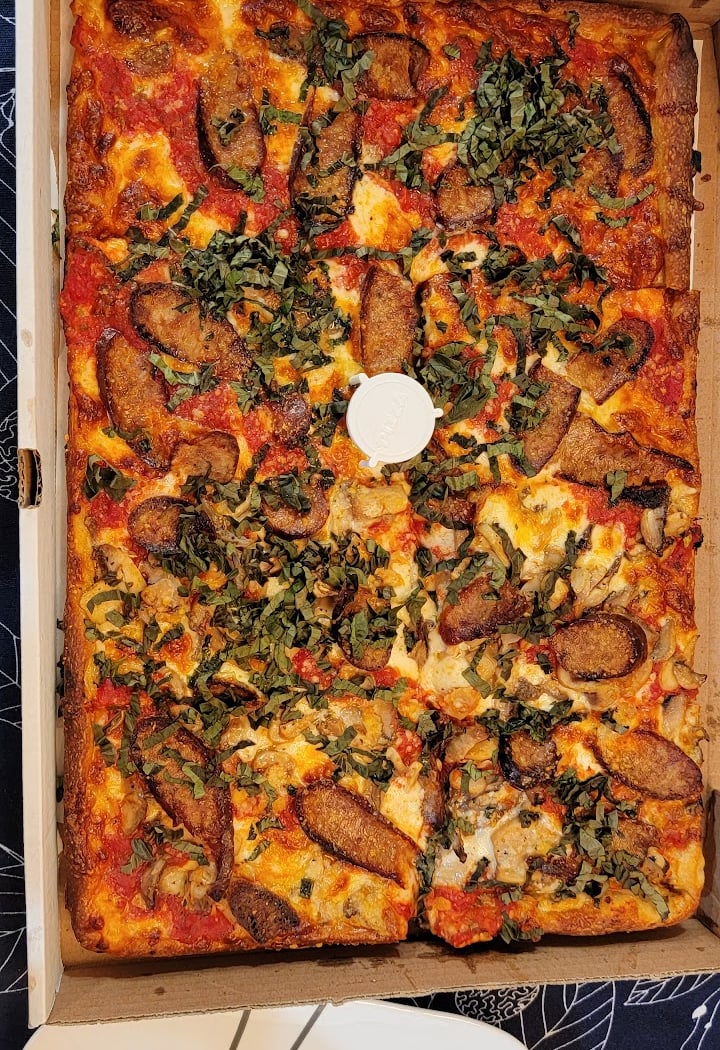 Rocco Pizza III 1