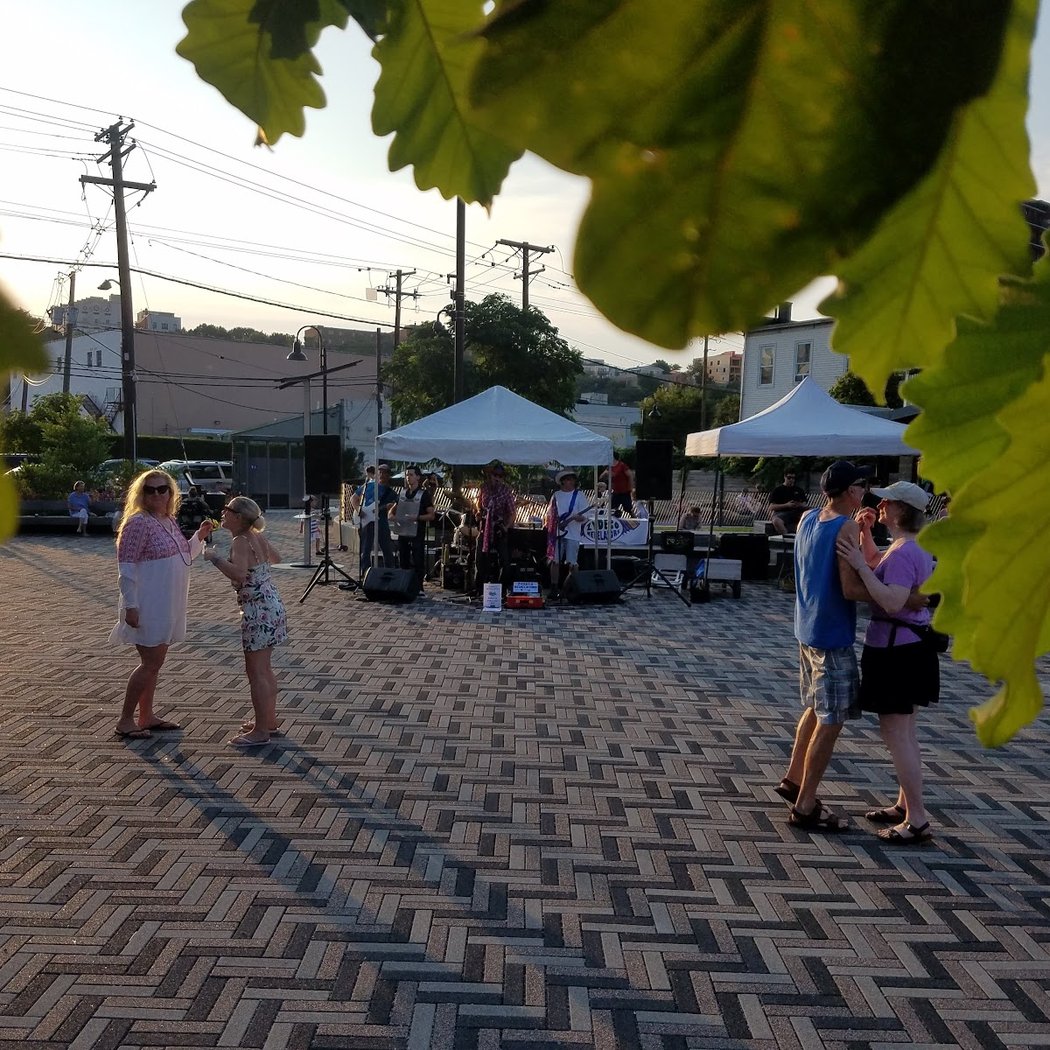 Farmers' Market