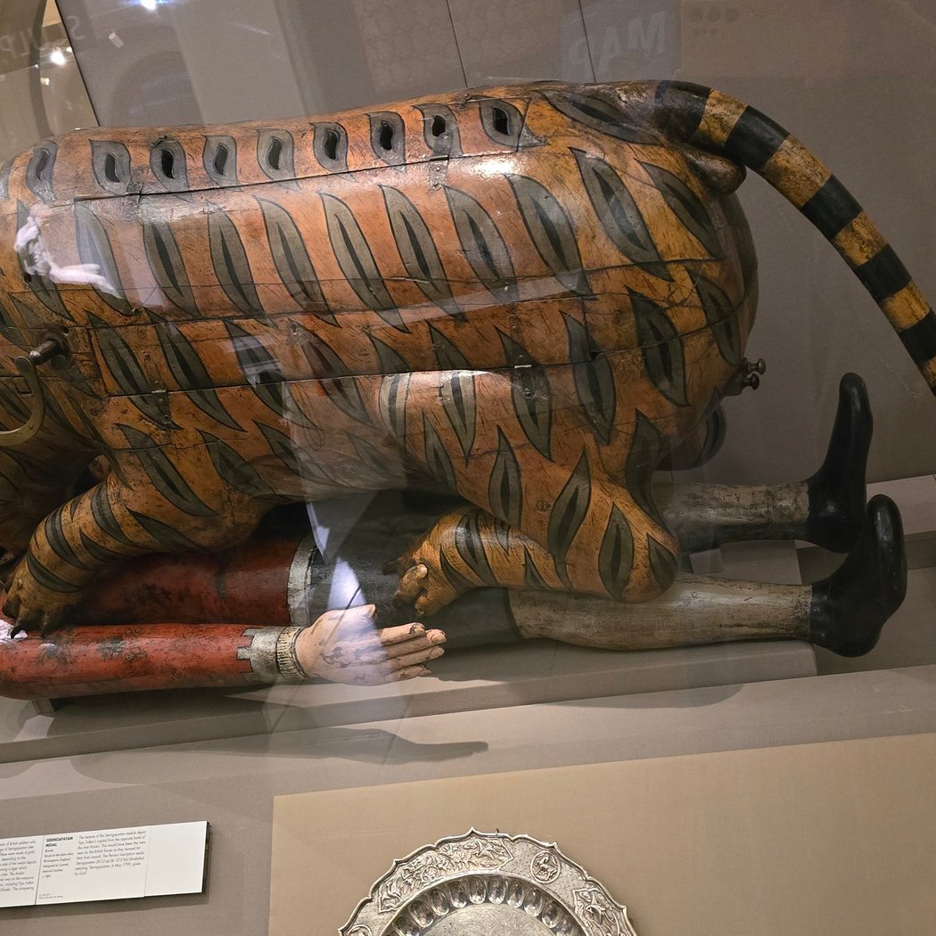Victoria and Albert Museum 4