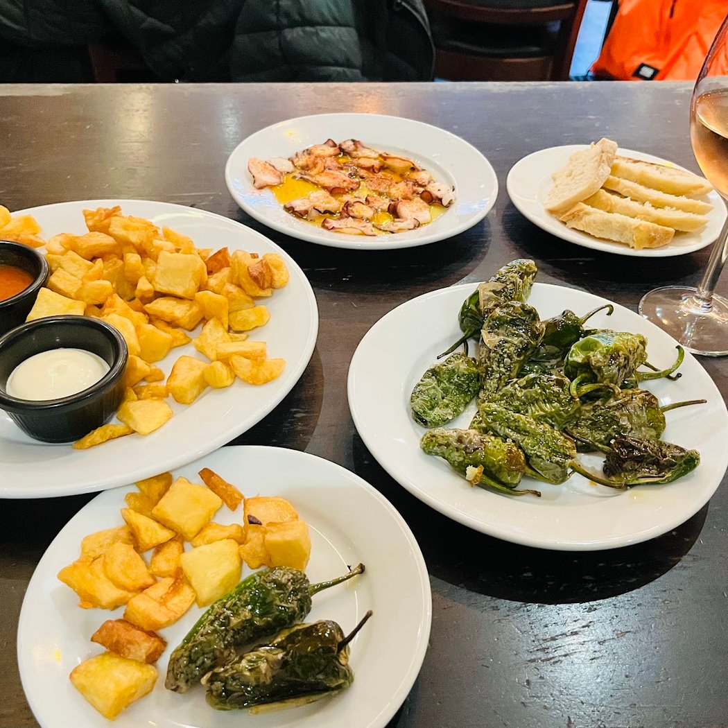 Tu Casa Tapas Restaurant 3