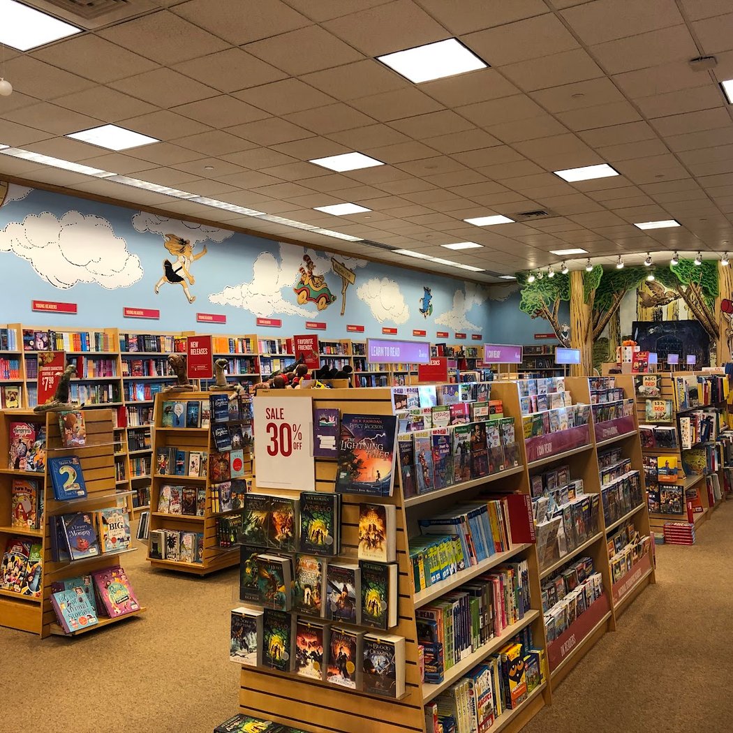 Barnes & Noble 3