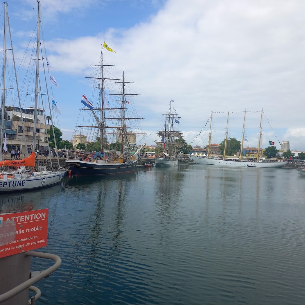 Débat public sur la conciliation des éoliennes et des loisirs en mer 3
