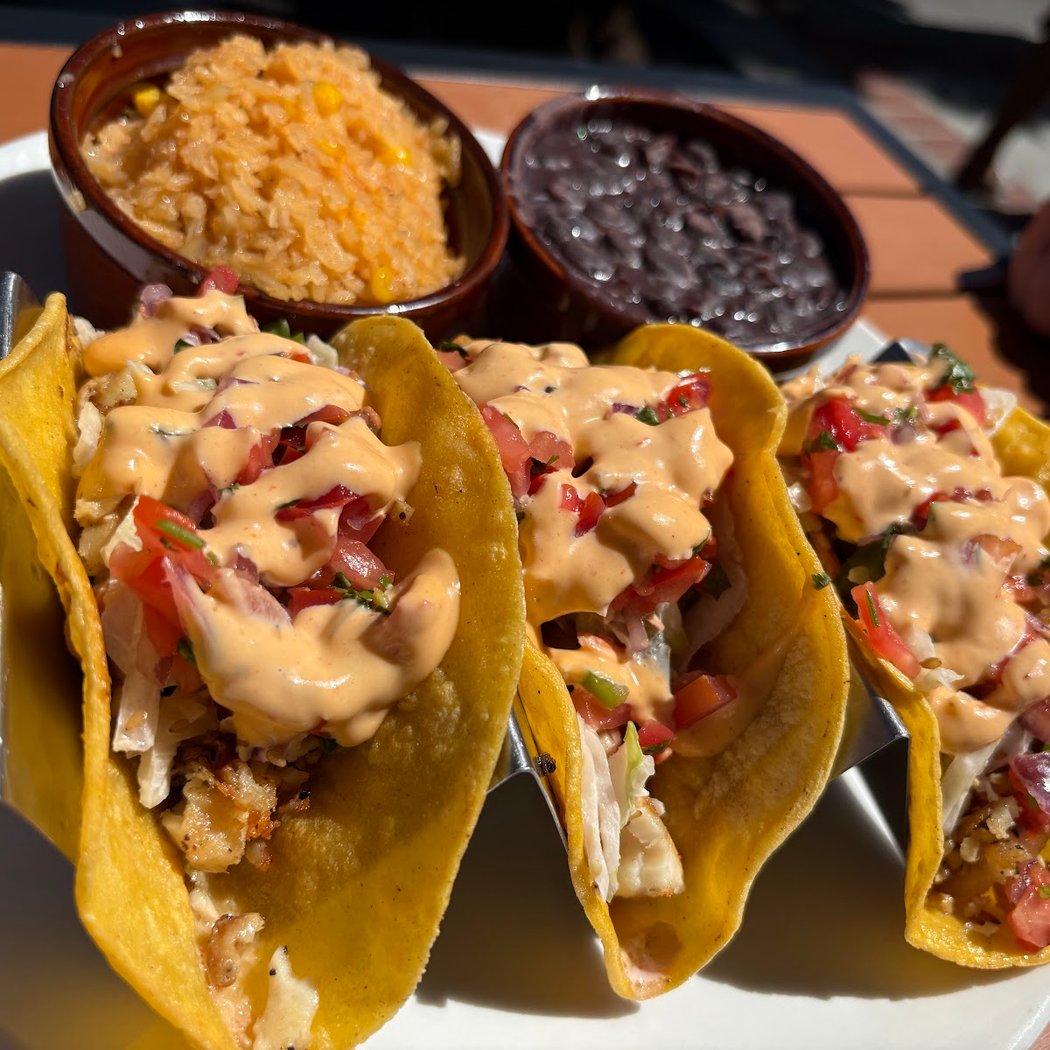 Highlands Sports Bar & Grill 3