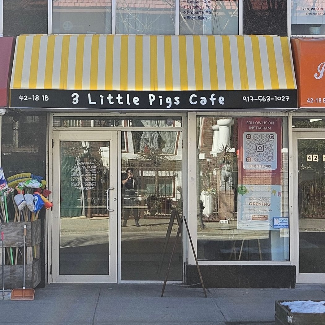 3 Little Pigs Cafe 3