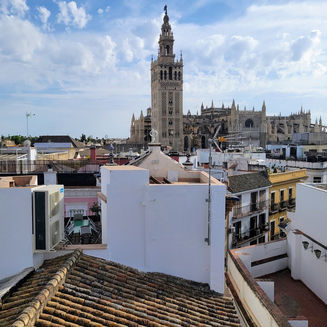 HOTEL CONVENTO LA GLORIA S.L. 2