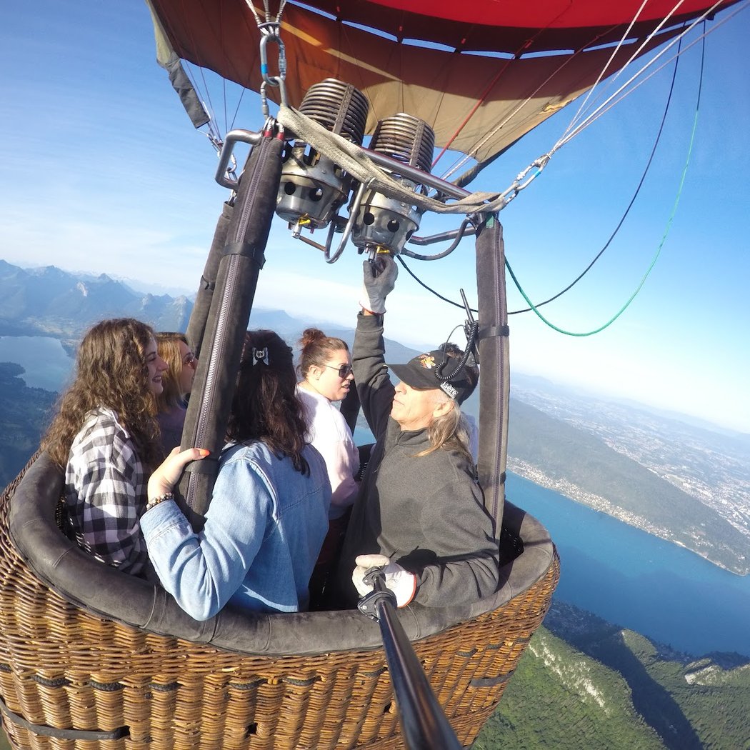 Montgolfière Annecy – Vols en Montgolfière au-dessus du Lac d'Annecy 3