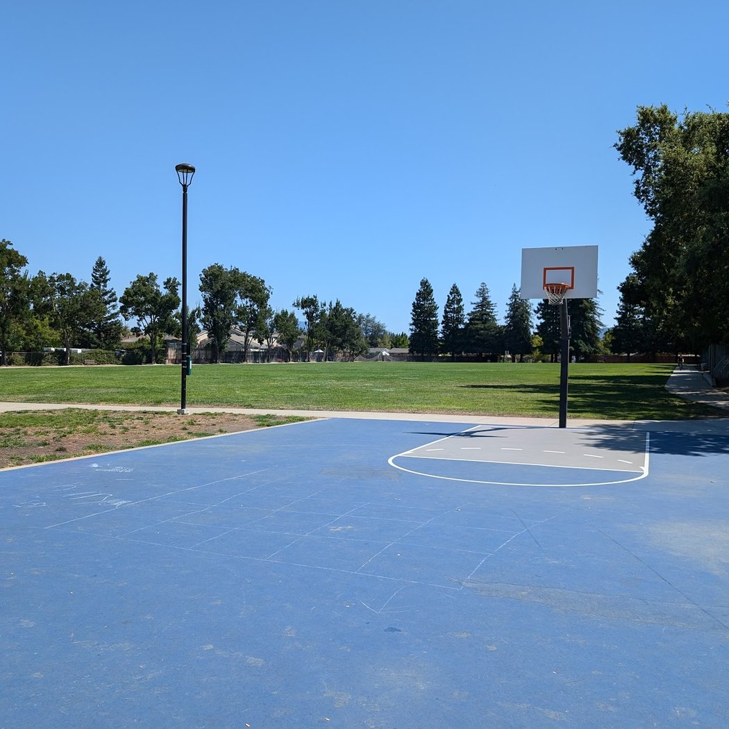 Creekside Park South Basketball Court 2