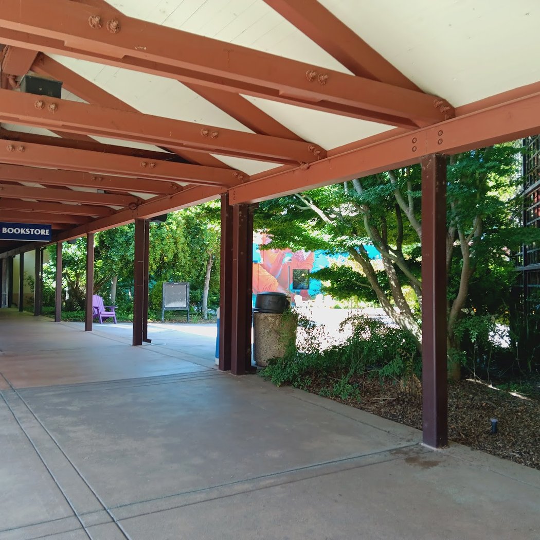 Santa Rosa Junior College Bookstore - Petaluma Campus 3