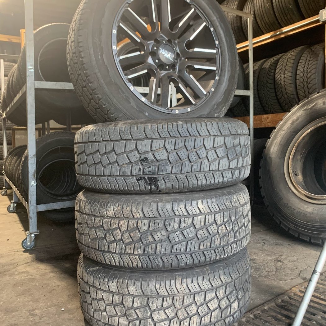 TRUCK TIRE & MOBILE TIRE SERVICE CENTER 3