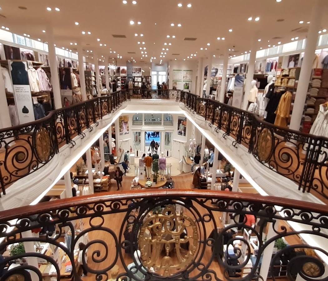 UNIQLO SAINT-FERRÉOL 1