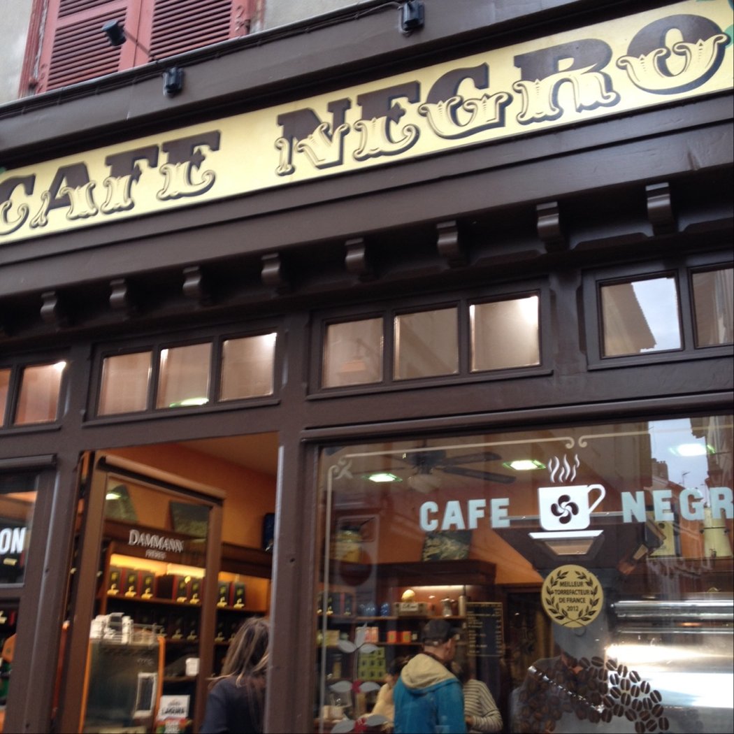 Kafe Beltza 2