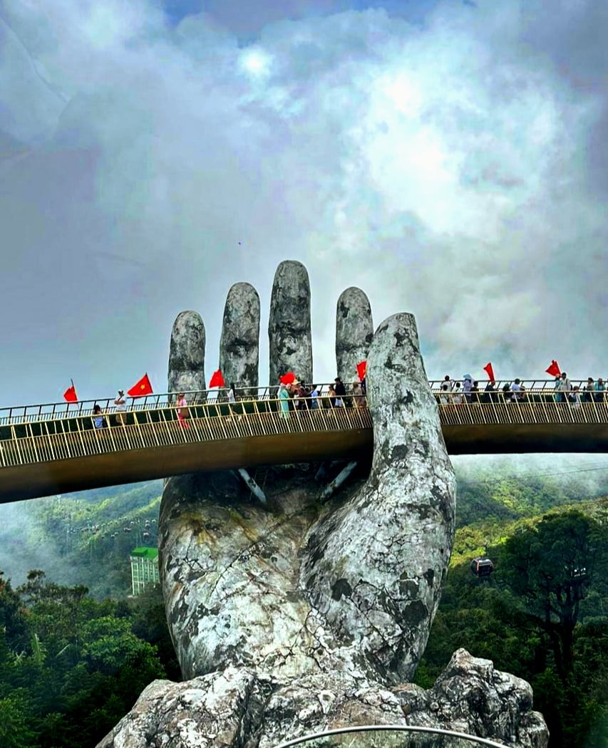 Golden Bridge 1