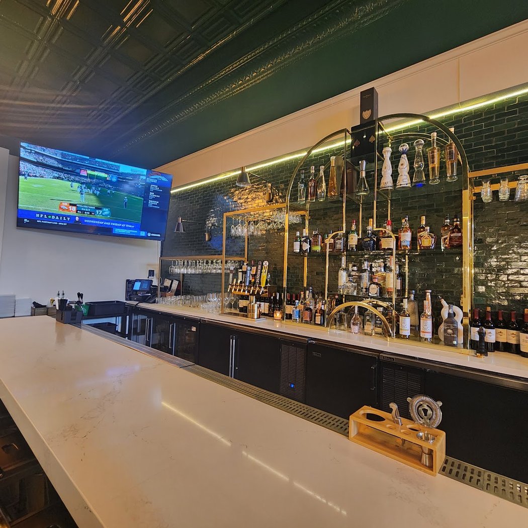 J & A Lounge 2