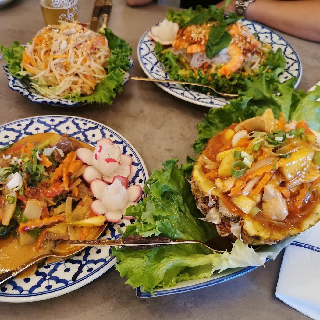 Salah Thai 1