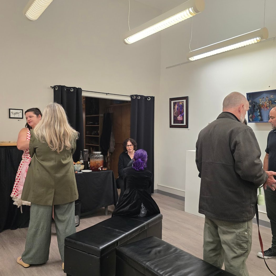 Fun sculpting classes with KnK Contemporary 2