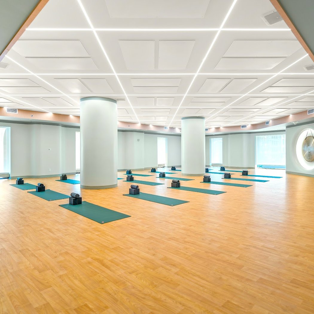 Hot Yoga Flow 1