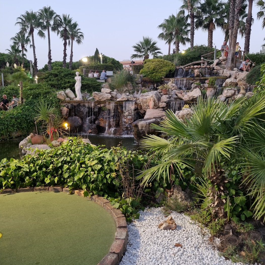 L'Aventure Mini Golf 1