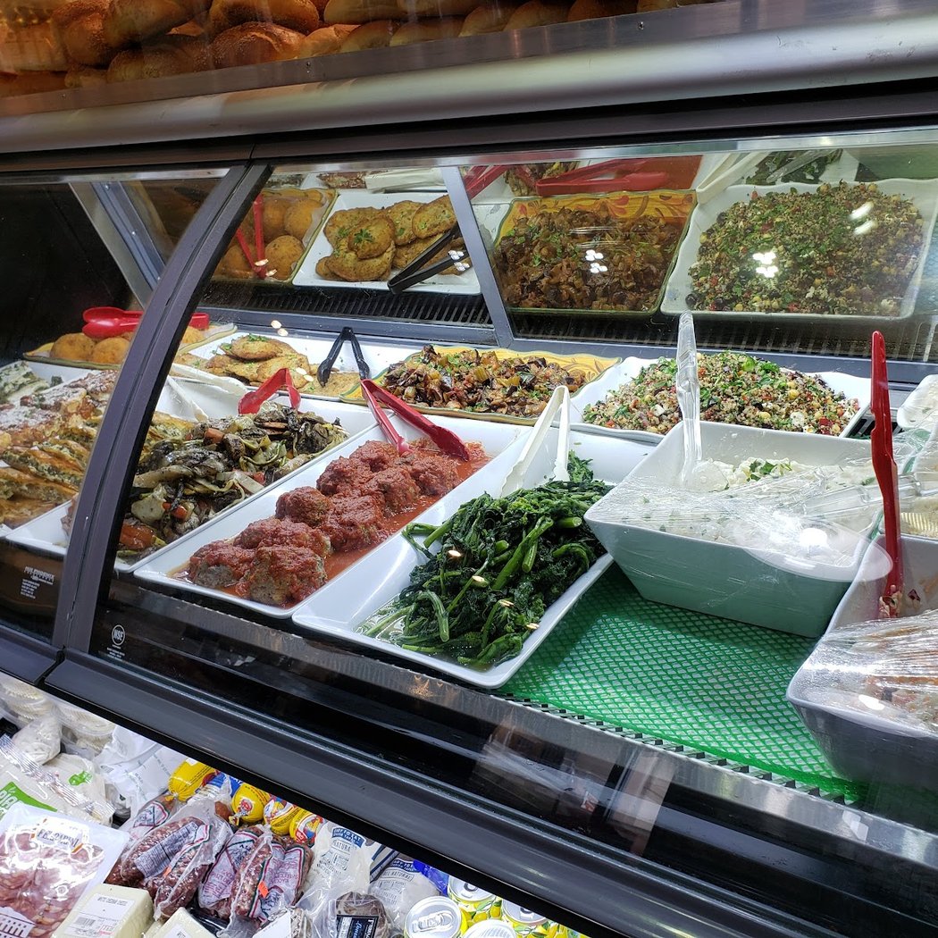 Sergimmo Salumeria Whitestone 3