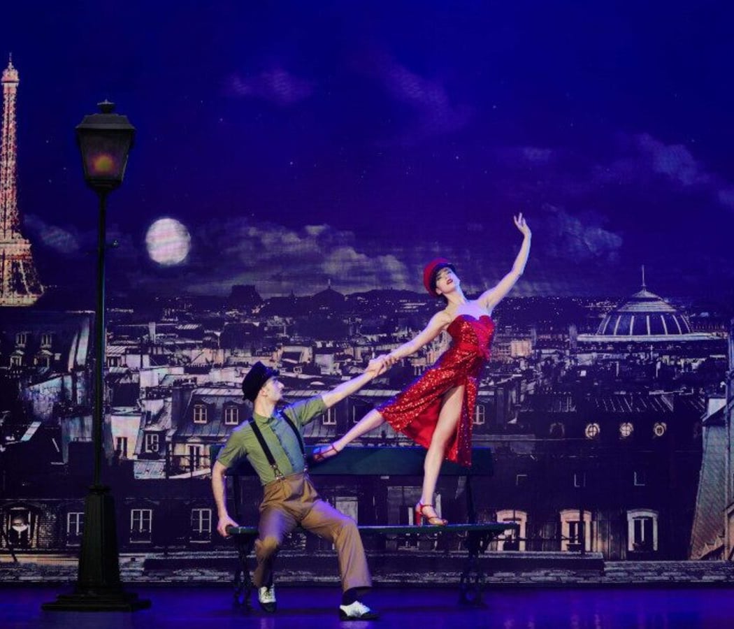 Prestige Dinner & Show – Paradis Latin 1